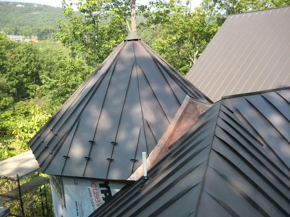 Professional Roof Tarp Installation by Craftsman Roofing in Sandalwood